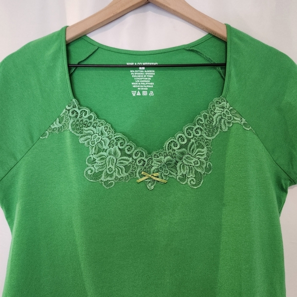 Kelly Green Women's Lace Trim Top Size L Green 90s Retro Y2K Feminine - Picture 2 of 7